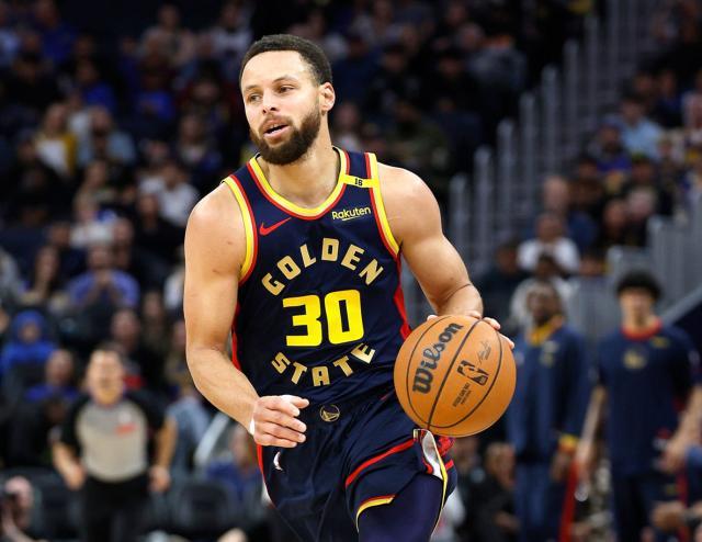 开云体育下载-勇士潜流暗涌！库里不满老板双线计划，又浪费一年？